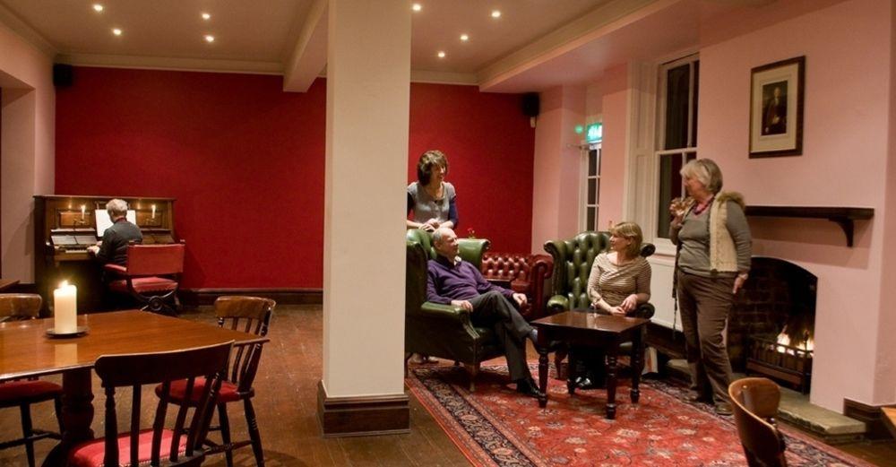 The Imperial Hotel ストラウド エクステリア 写真
